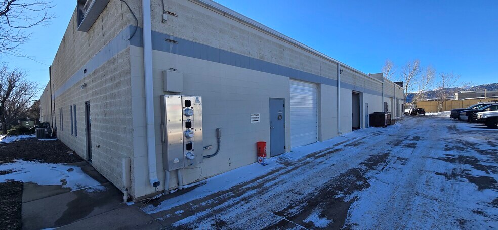 More Photos Of 2529 49th St, Boulder Warehouse For Lease