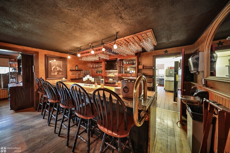 More Photos Of 2468 Route 390, Canadensis Hospitality For Sale