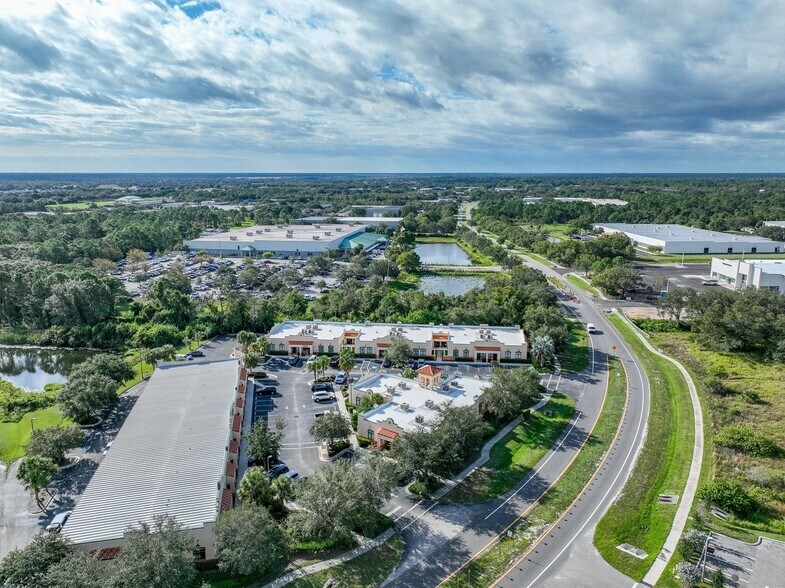 More Photos Of 1207-1251 Sarasota Center Blvd, Sarasota Unknown For Lease