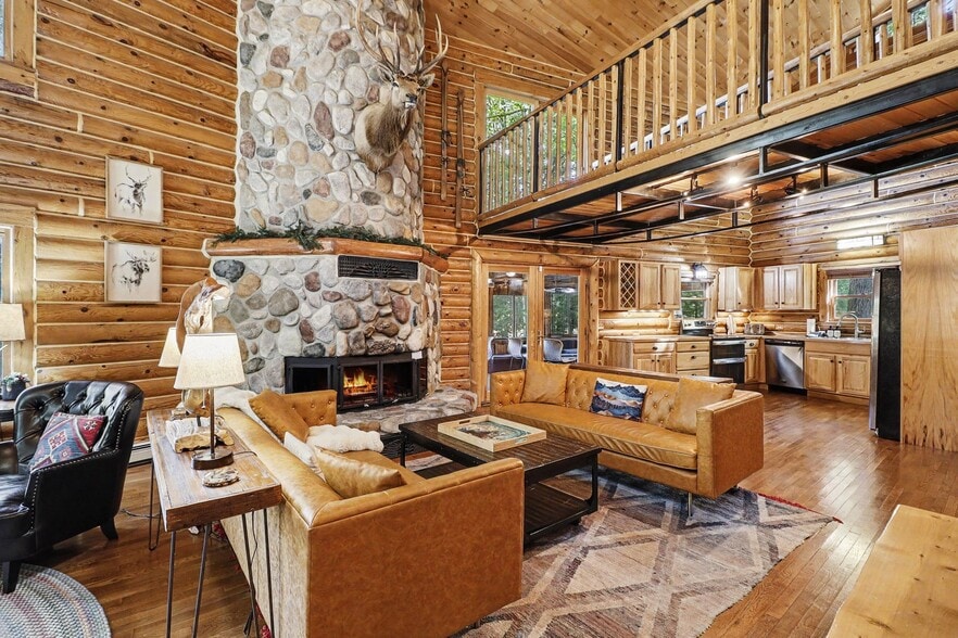 More Photos Of 6926 Aarwood Trail NW, Rapid City Hotel For Sale