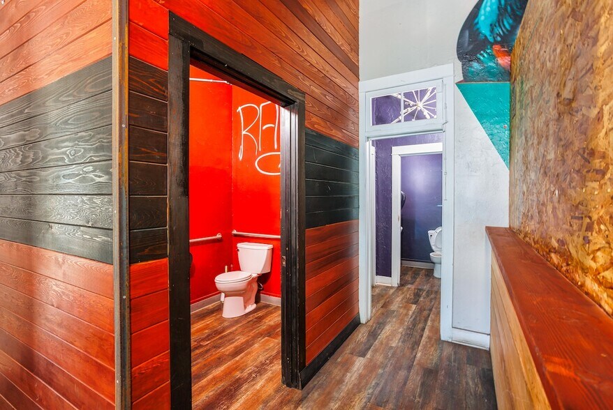 More Photos Of 2314 NE Alberta St, Portland Freestanding For Lease