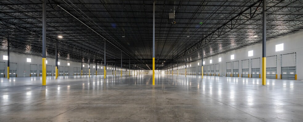 More Photos Of 1069 FM 3349, Taylor Distribution For Lease
