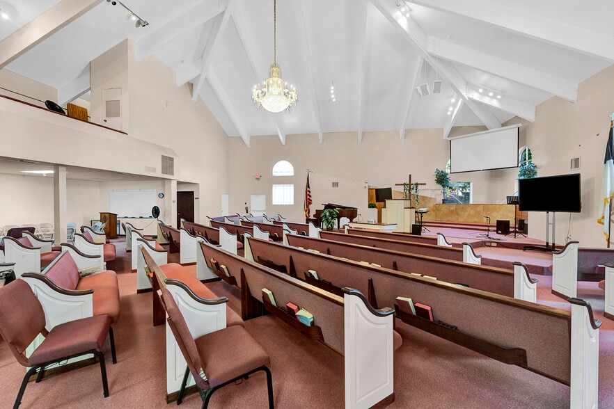 More Photos Of 6565 SW 127th Ave, Miami Religious Facility For Sale