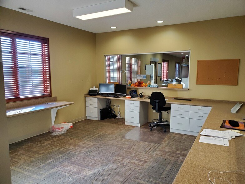 More Photos Of 11115-11119 Lima Rd, Fort Wayne Medical For Sale