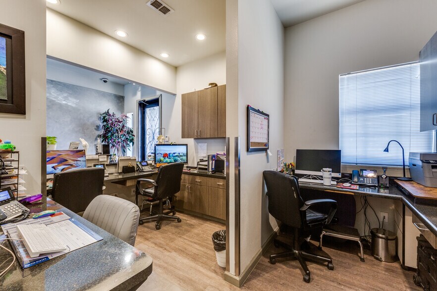 More Photos Of 2122 Babcock Rd, San Antonio Medical For Sale