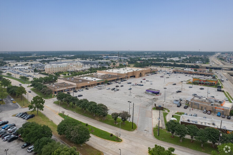 More Photos Of 60-110 Cypress Creek Pky, Houston Freestanding For Sale