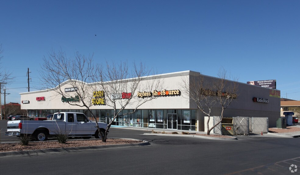 More Photos Of 10705 Gateway West Blvd, El Paso Freestanding For Lease