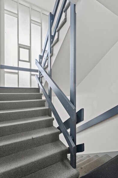 More Photos Of 507 19th Ave E, Seattle Apartments For Sale