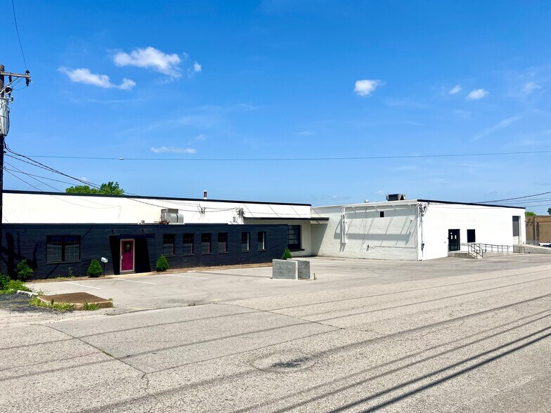 Primary Photo Of 2949 Armory Dr, Nashville Distribution For Lease
