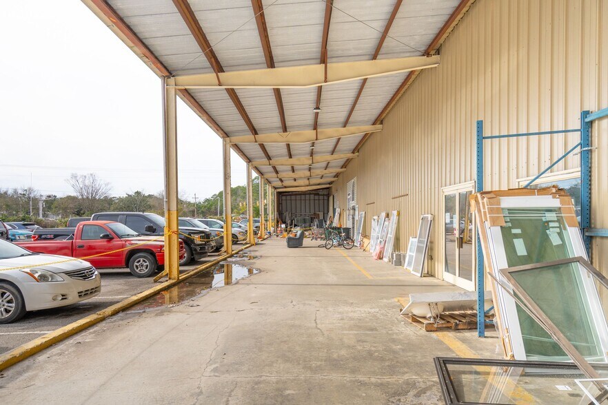 More Photos Of 1 Belknap Dr, Goose Creek Warehouse For Sale