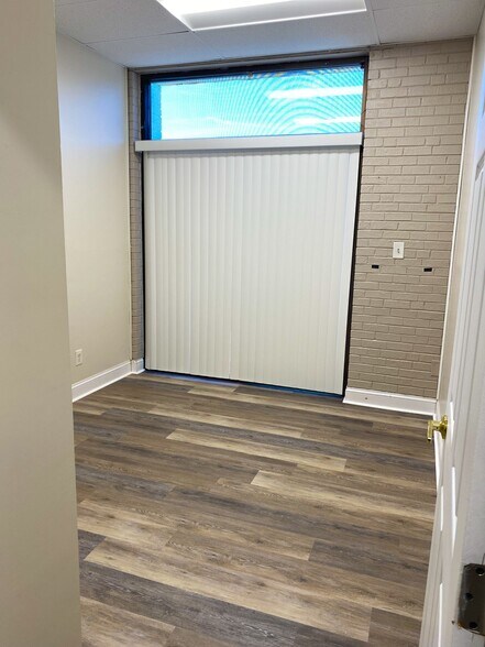 More Photos Of 275 Executive Park Blvd, Winston-Salem Medical For Lease