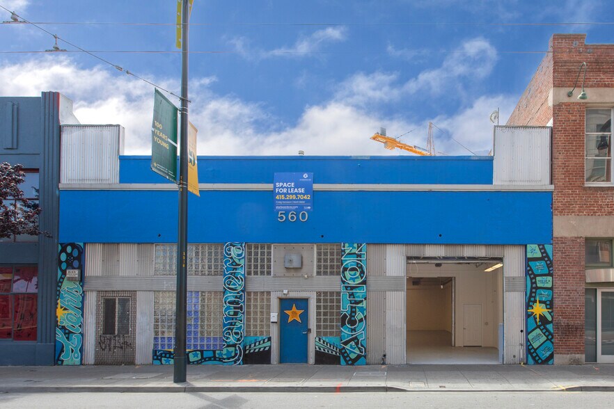 More Photos Of 560 4th St, San Francisco Showroom For Lease