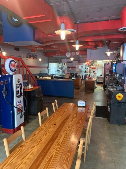 More Photos Of 1606 K St NW, Washington Restaurant For Sale