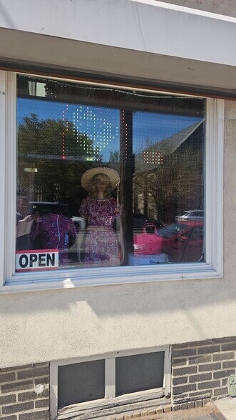 More Photos Of 5824 Torresdale Ave, Philadelphia Storefront Retail Residential For Sale