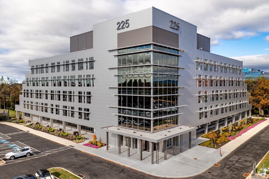 More Photos Of 225 Grandview Ave, Camp Hill Office For Sale