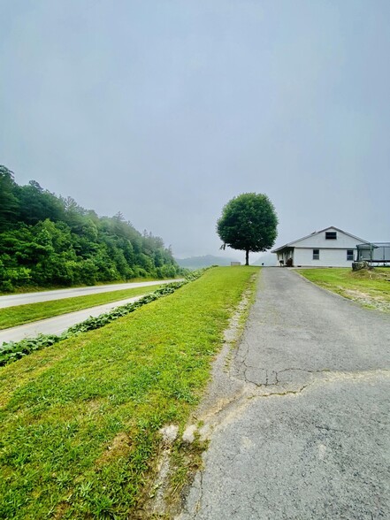 Primary Photo Of 0 US 25E Pineville Hwy, Middlesboro Land For Sale