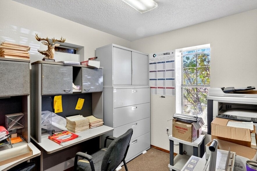 More Photos Of 8316 W I-20, Midland Warehouse For Sale