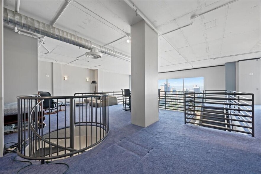 More Photos Of 900 S Las Vegas Blvd, Las Vegas Apartments For Sale
