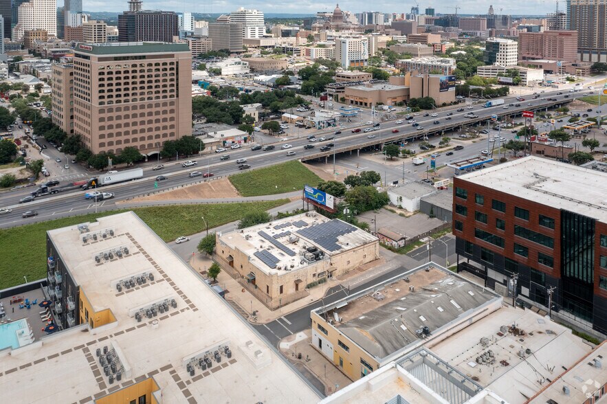 More Photos Of 501 N Interstate 35, Austin Loft Creative Space For Lease