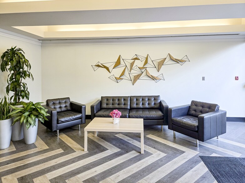 More Photos Of 22232 17th Ave SE, Bothell Office For Lease