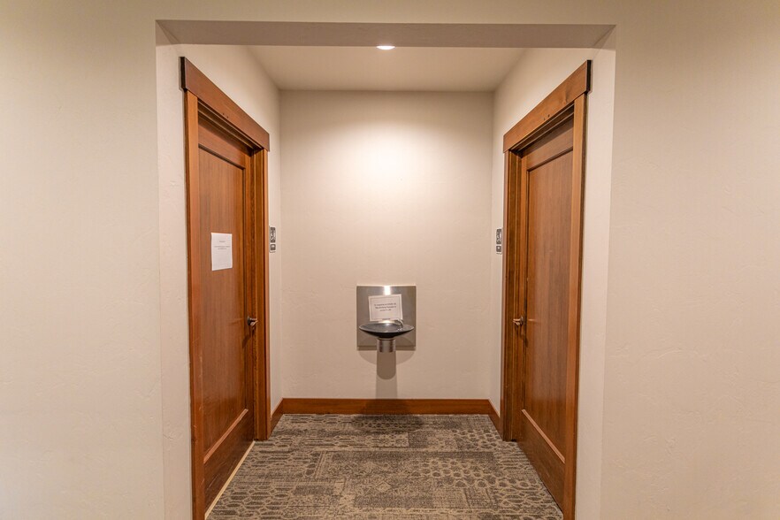 More Photos Of 20 Four Mile Dr, Kalispell Medical For Sale