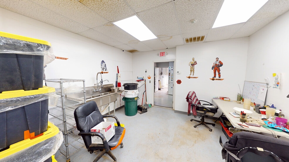 More Photos Of 12770 County Road 3580, Ada Sports And Entertainment For Sale