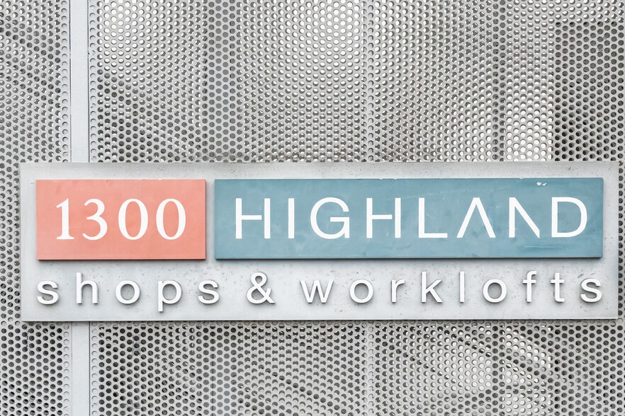 More Photos Of 1300 Highland Ave, Manhattan Beach General Retail For Sale