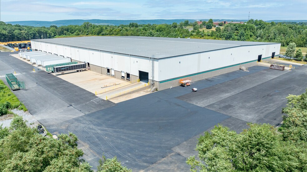 More Photos Of 300 Lasley Ave, Wilkes-Barre Distribution For Lease
