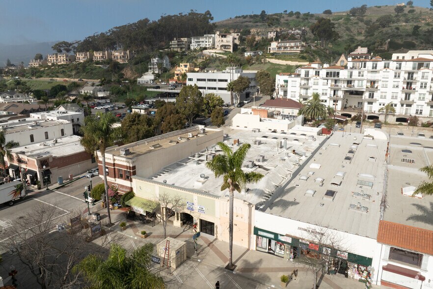 More Photos Of 20 N Oak St, Ventura Office For Lease