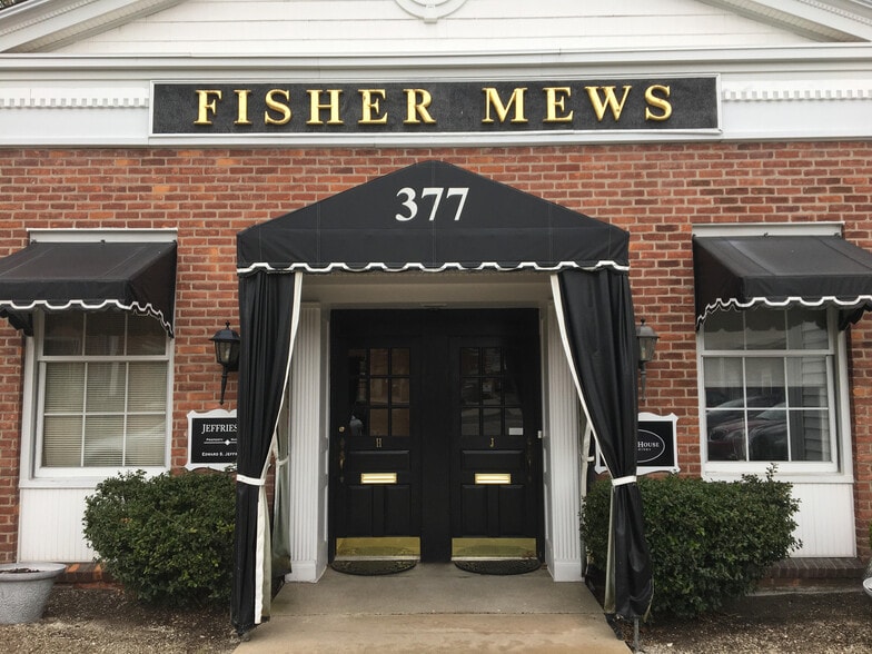 More Photos Of 377 Fisher Rd, Grosse Pointe Farms Storefront Retail Office For Lease
