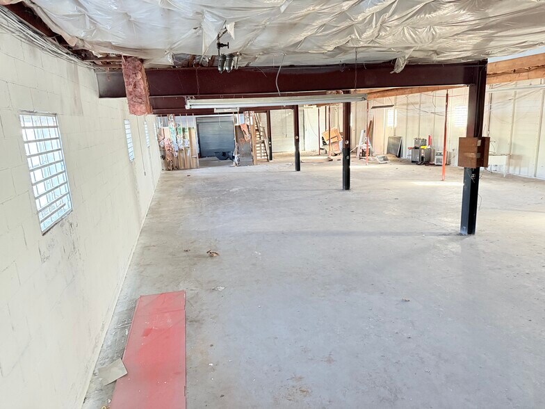 More Photos Of 577 Medford Ave, Patchogue Industrial For Sale