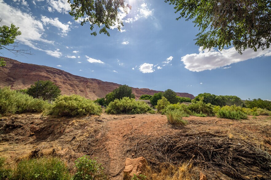 More Photos Of 545 Kane Creek Blvd, Moab Land For Sale