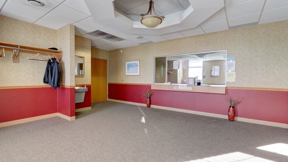 More Photos Of 399 Grant Ave, Auburn Medical For Sale