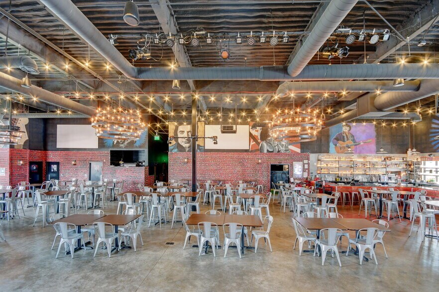 More Photos Of 11160 S Pikes Peak Dr, Parker Restaurant For Sale