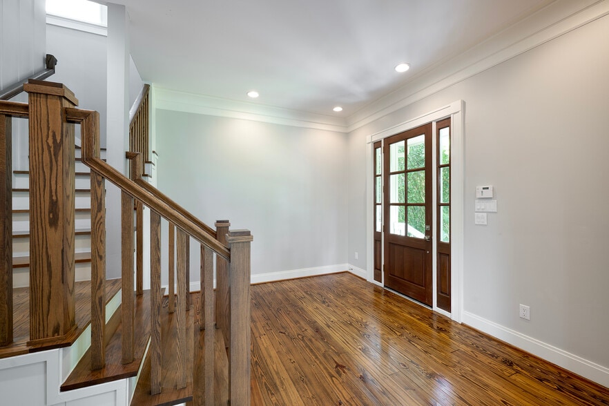 More Photos Of 1226 Heights Blvd, Houston Office For Sale