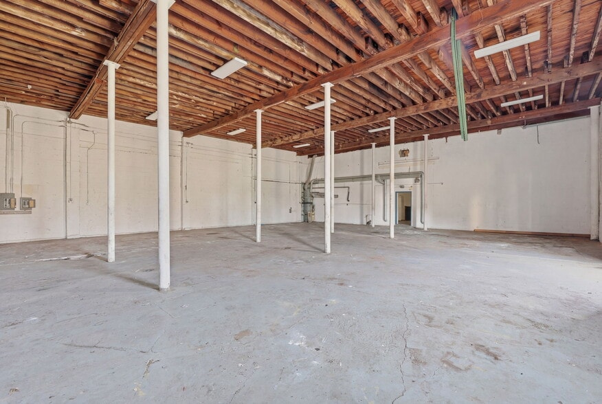 More Photos Of 534 Harvard St, Vineland Warehouse For Sale