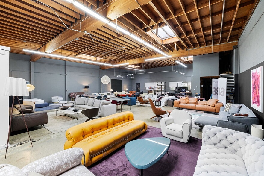 More Photos Of 3364 S Robertson Blvd, Los Angeles Warehouse For Sale