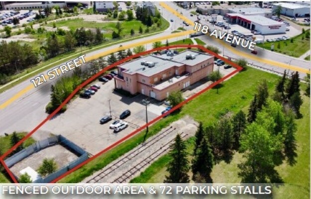 More Photos Of 11816 121 St NW, Edmonton Office For Sale