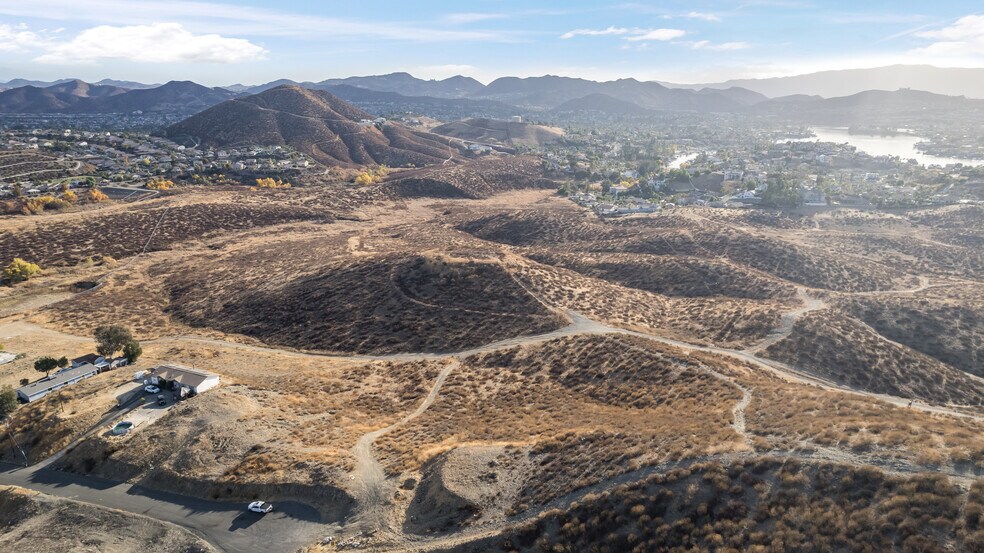 More Photos Of TBD Hampshire Dr, Quail Valley Land For Sale