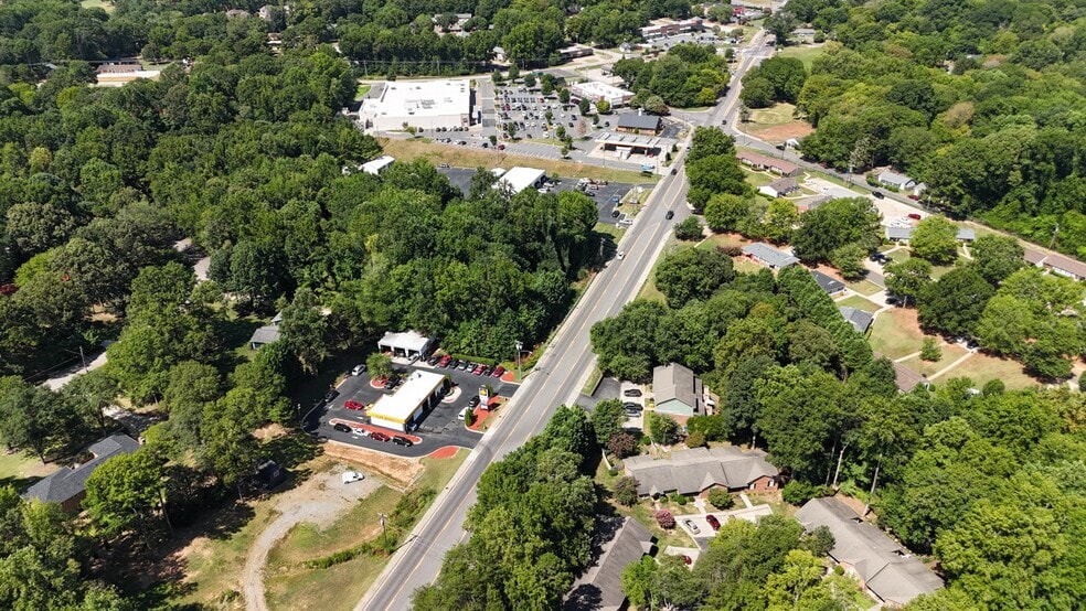 More Photos Of 822 Tom Hall Street St, Fort Mill General Retail For Lease