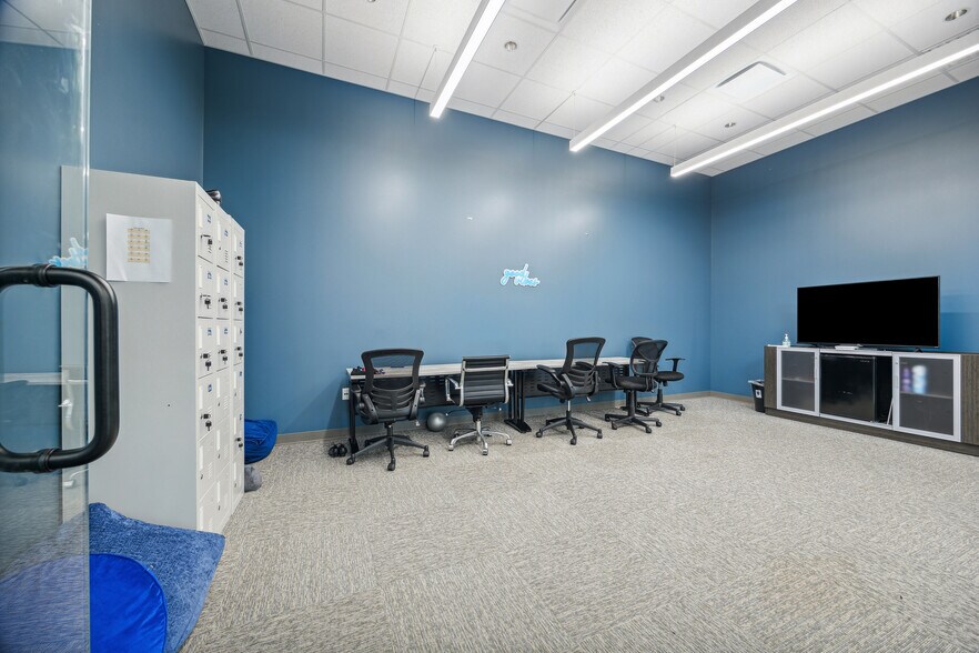 More Photos Of 4440 FM 2351, Friendswood Office For Sale