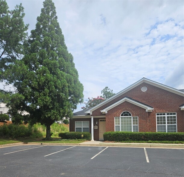 More Photos Of 1815 Lockeway Dr, Alpharetta Office For Sale