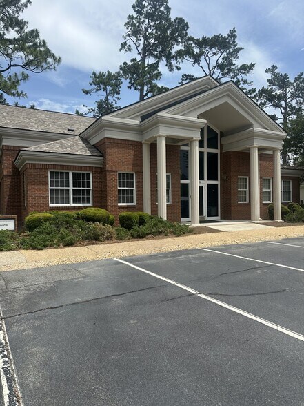 More Photos Of 3006 N Patterson St, Valdosta Office For Sale