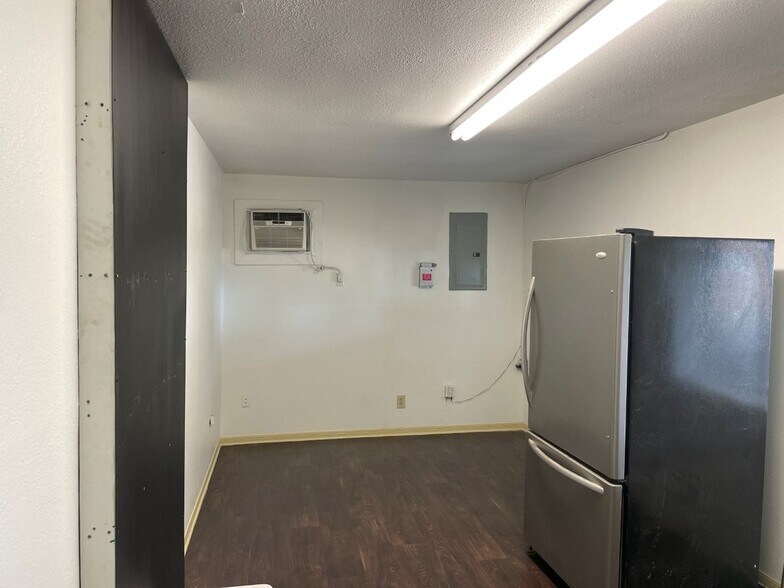 More Photos Of , Spring Unknown For Sale