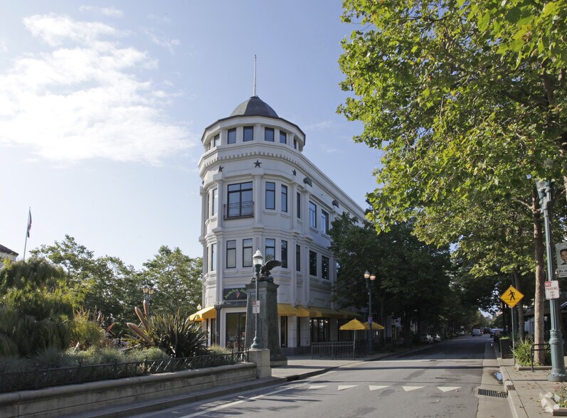 More Photos Of 1538 Pacific Ave, Santa Cruz Office For Lease