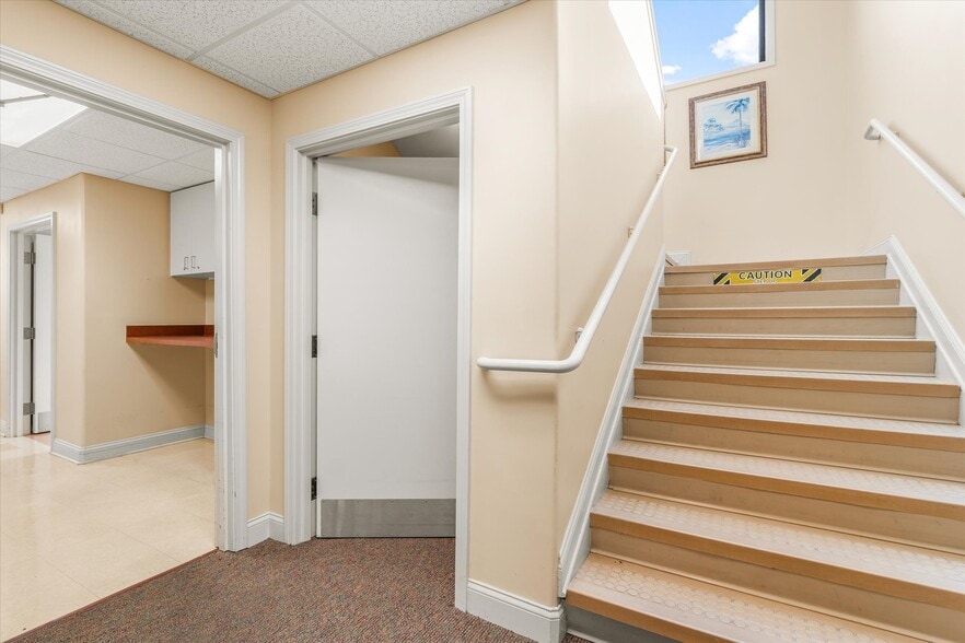 More Photos Of 9 San Bartola Dr, Saint Augustine Medical For Sale