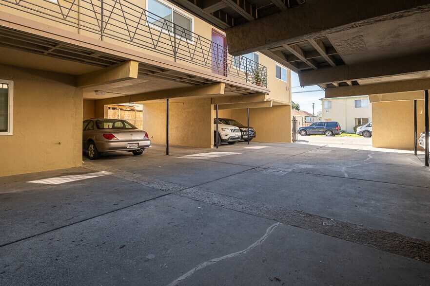 More Photos Of 146 19th St, Richmond Apartments For Sale