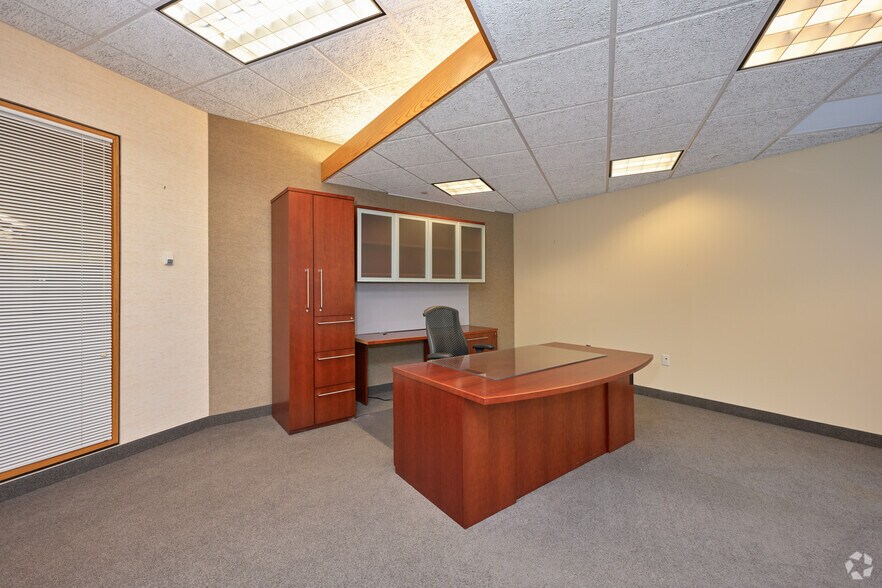 More Photos Of 1 Redcom Ctr, Victor Medical For Sale