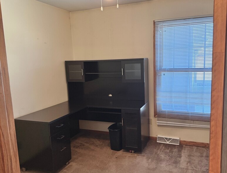 More Photos Of 5920 Waite St, Merrillville Religious Facility For Sale