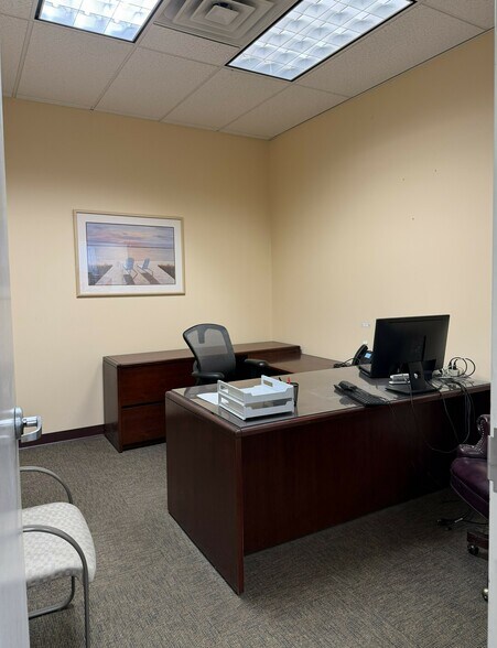 More Photos Of 511 Lenox St, Stroudsburg Office For Lease